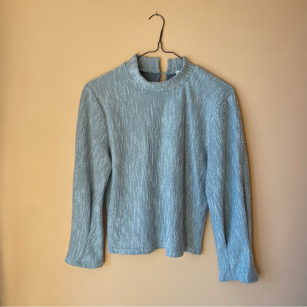 Sadie and Sage Silver Knot Top - NWOT